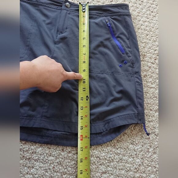 Title Nine Rogue Skort in gray (MINERAL) size 4 - Picture 11 of 12